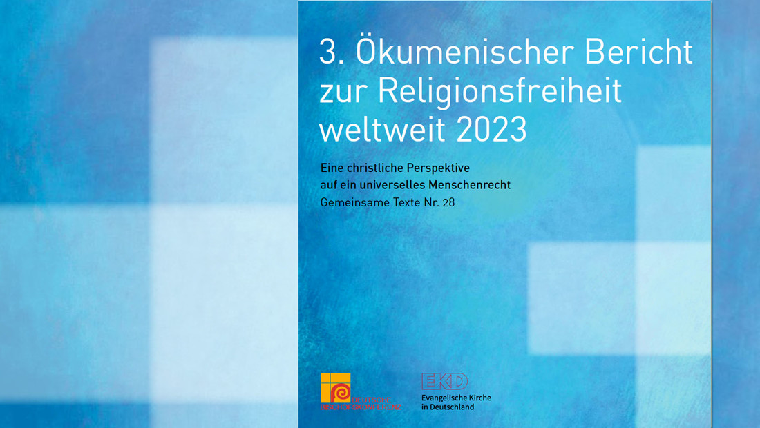 zu sehen ist das schlichte einfarbige Titelblatt des 3. Ökumenischen Berichts zur Religionsfreiheit 2023